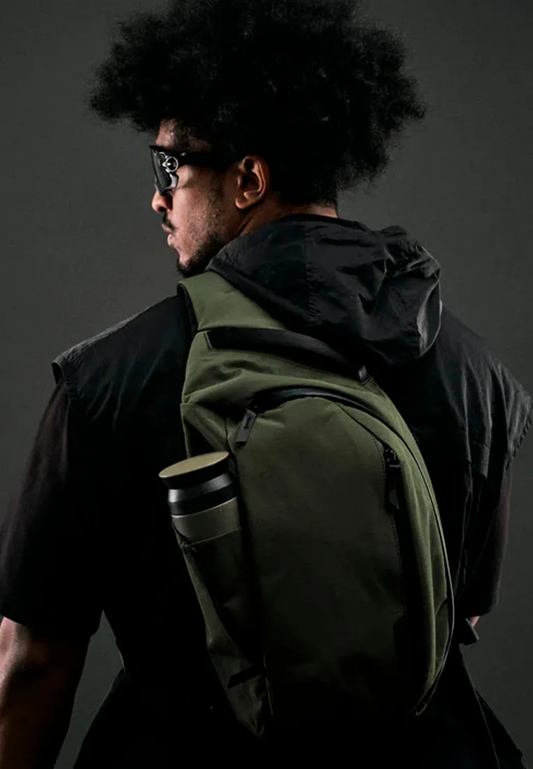 Alpaka Metro Crossbody Sling