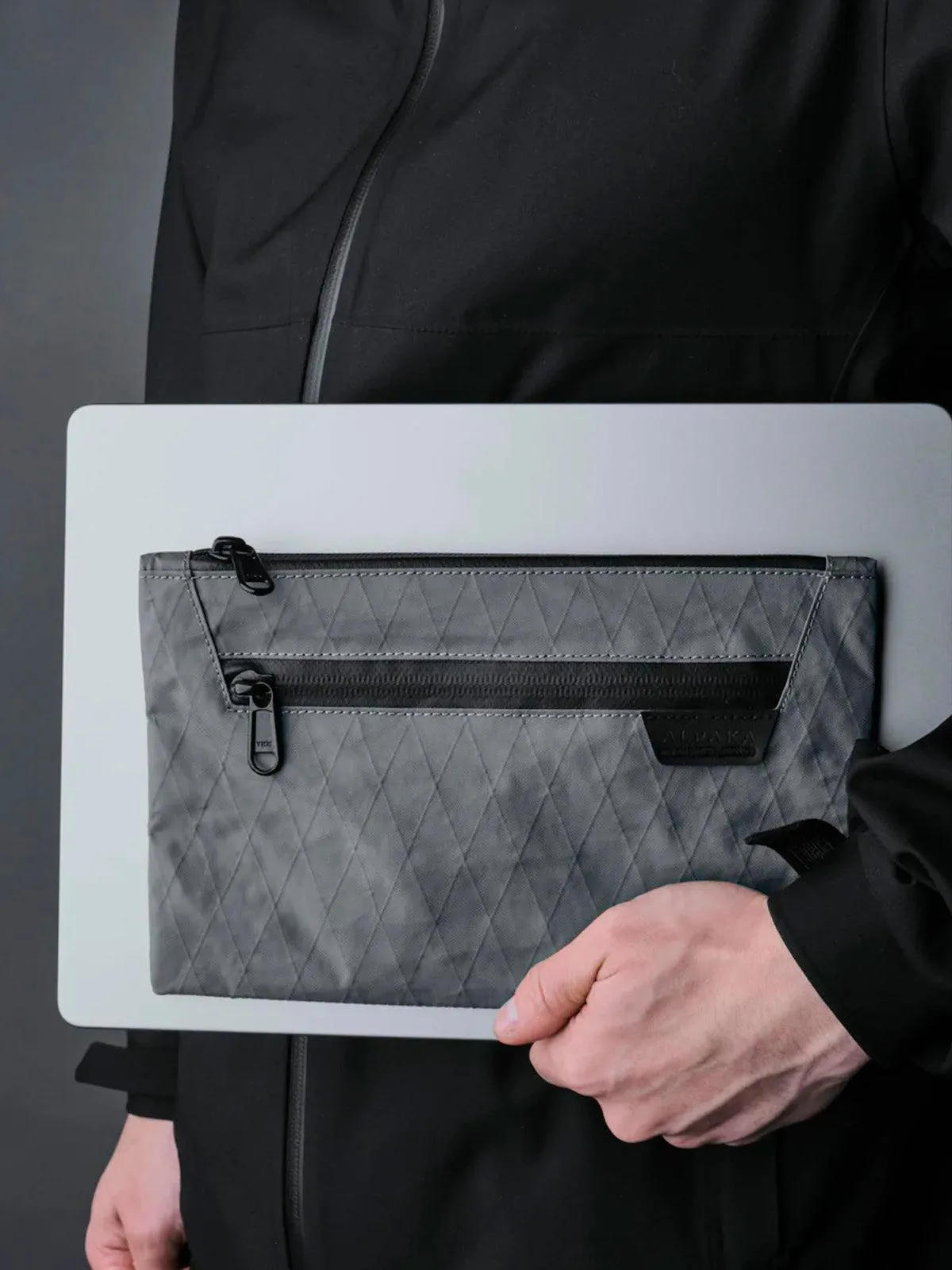 Alpaka Zip Pouch Max Forest Slate Grey