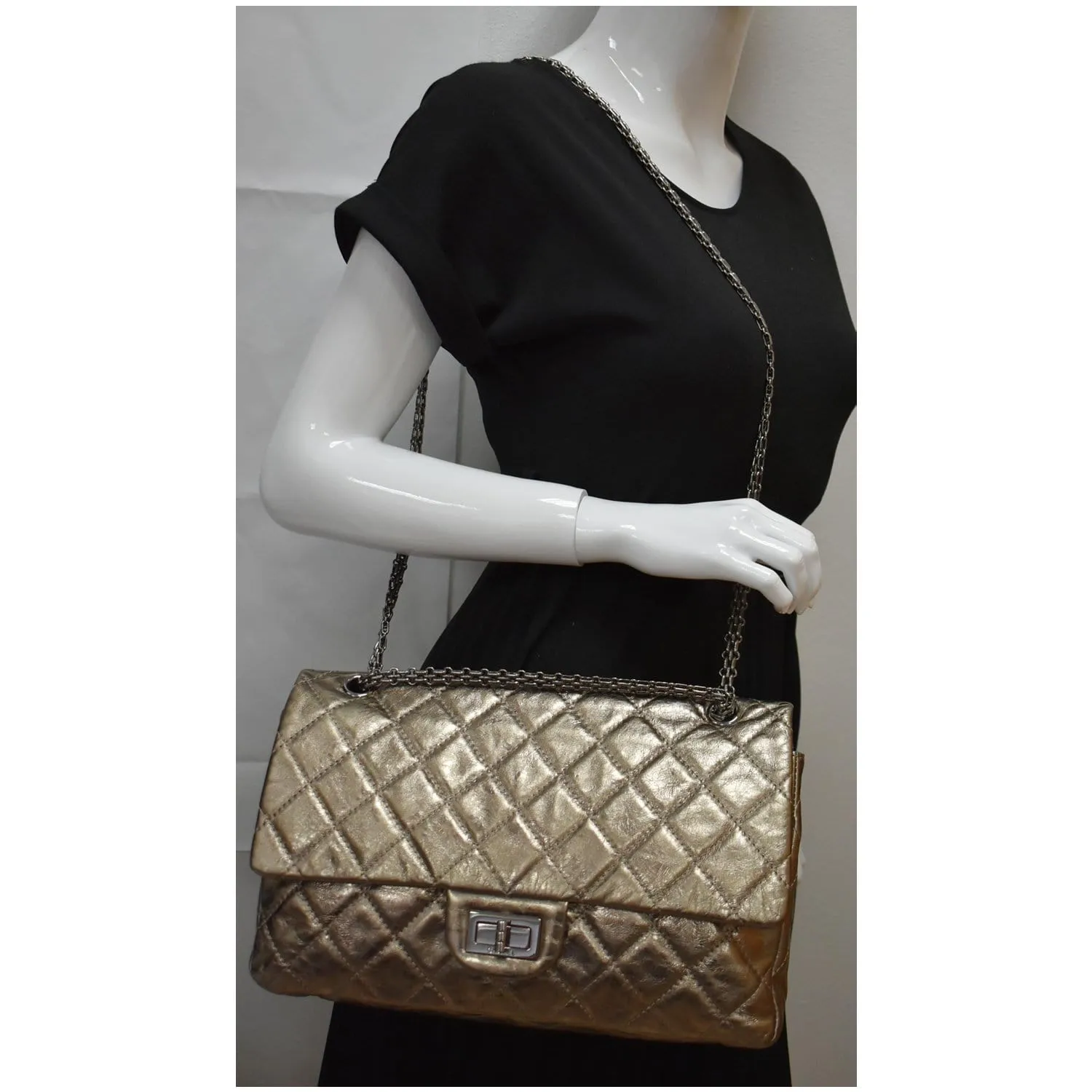 CHANEL 2.55 Reissue Aged Calfskin Leather Shoulder Bag Metallic Gold