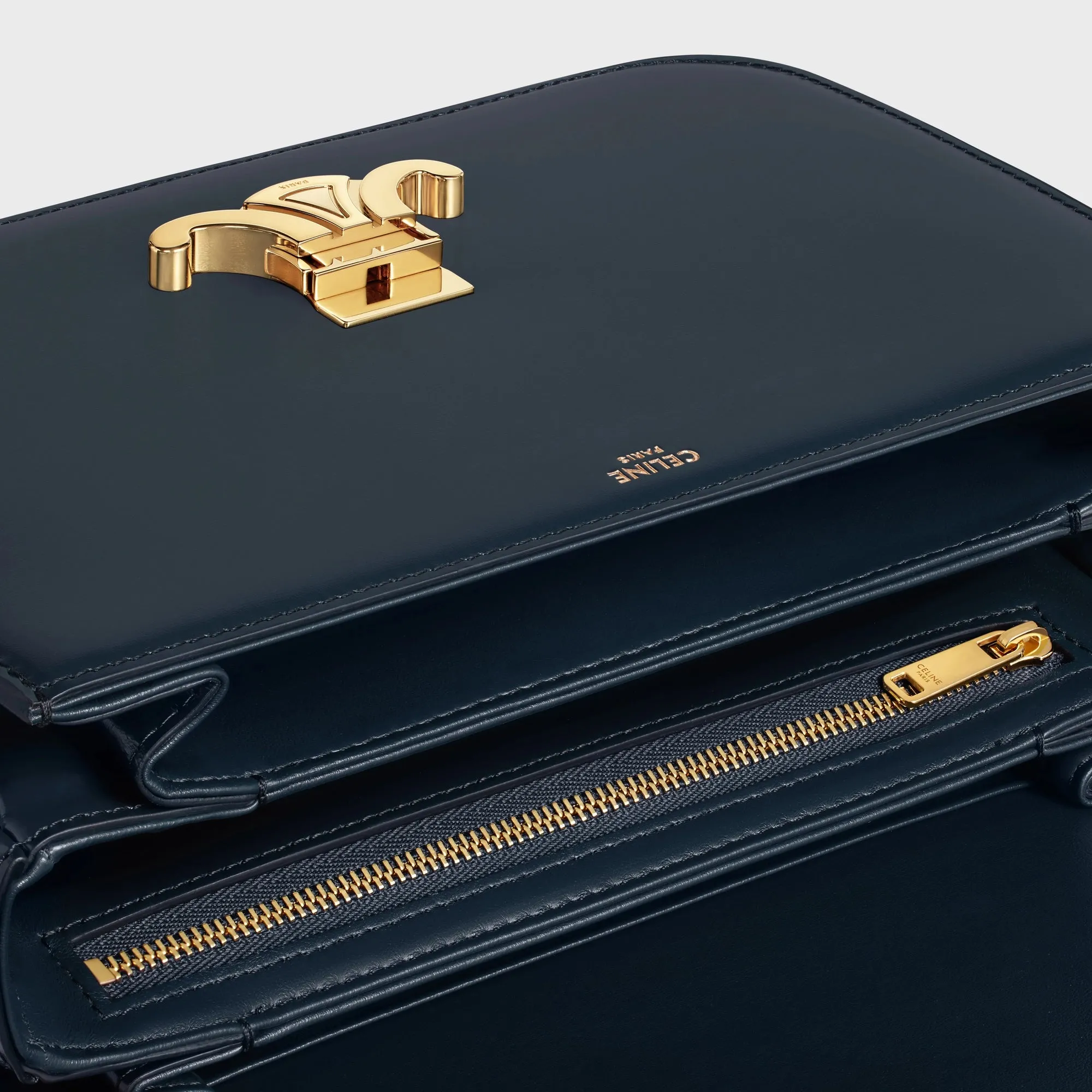 Classique Triomphe Bag In Shiny Calfskin