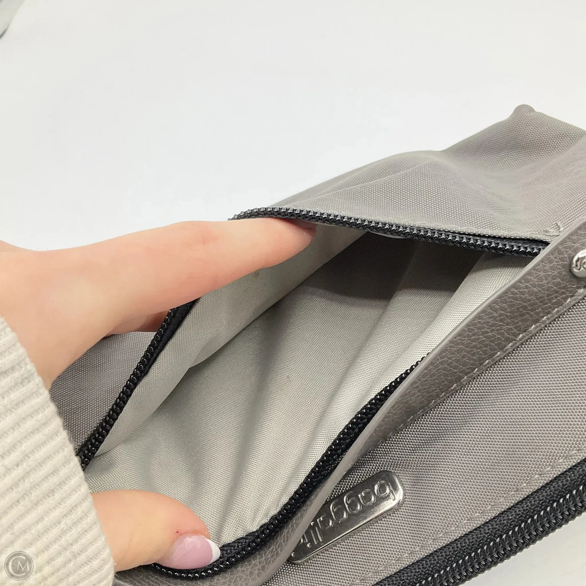 Crossbody By Baggallini, Size: Small