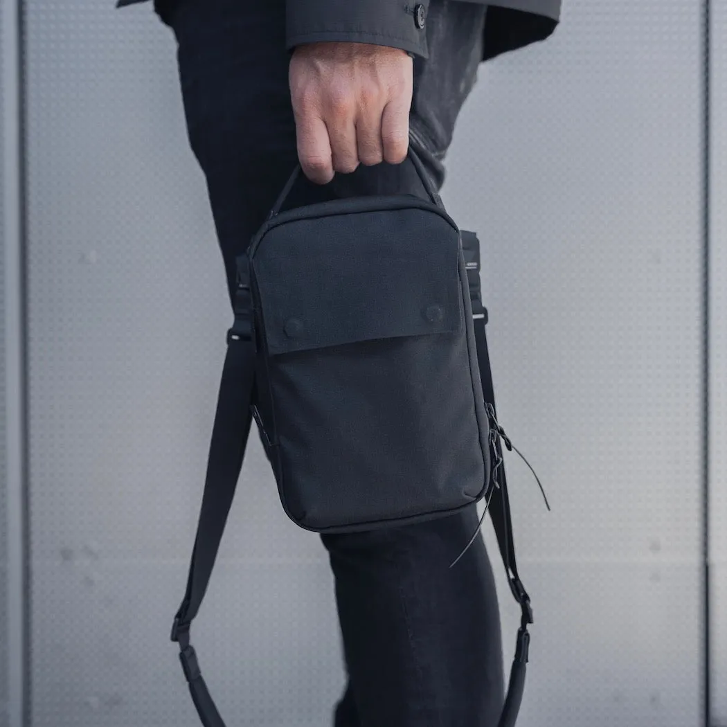 Kompak 5L Crossbody Bag - Black Ember