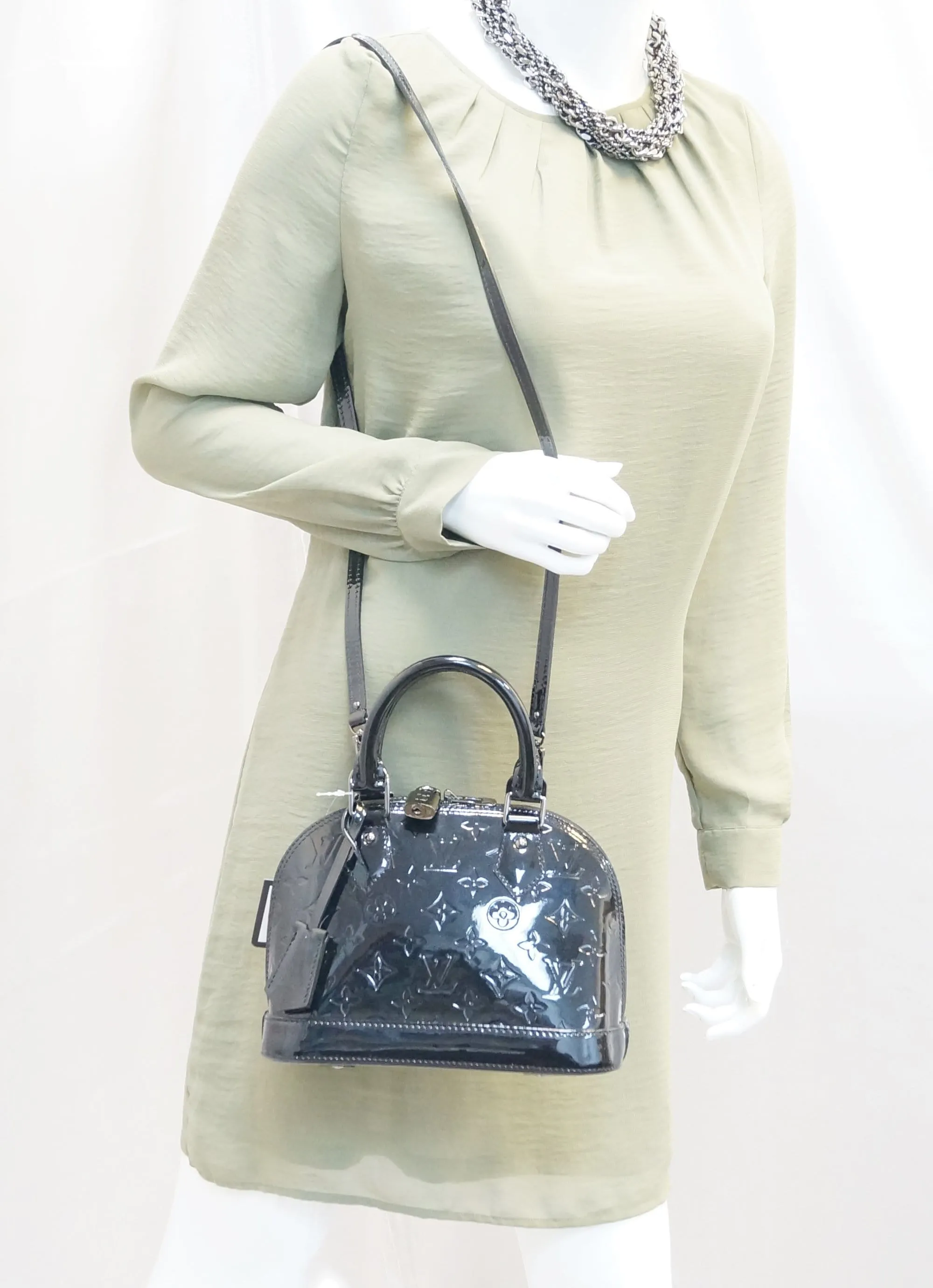 LOUIS VUITTON Black Magnetique Monogram Vernis Alma BB Satchel Bag