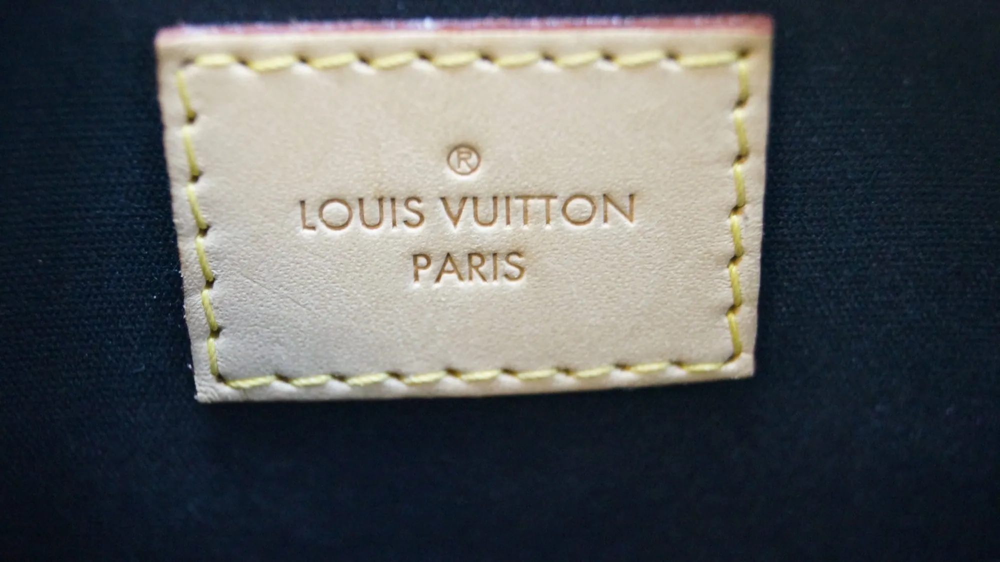 LOUIS VUITTON Black Magnetique Monogram Vernis Alma BB Satchel Bag