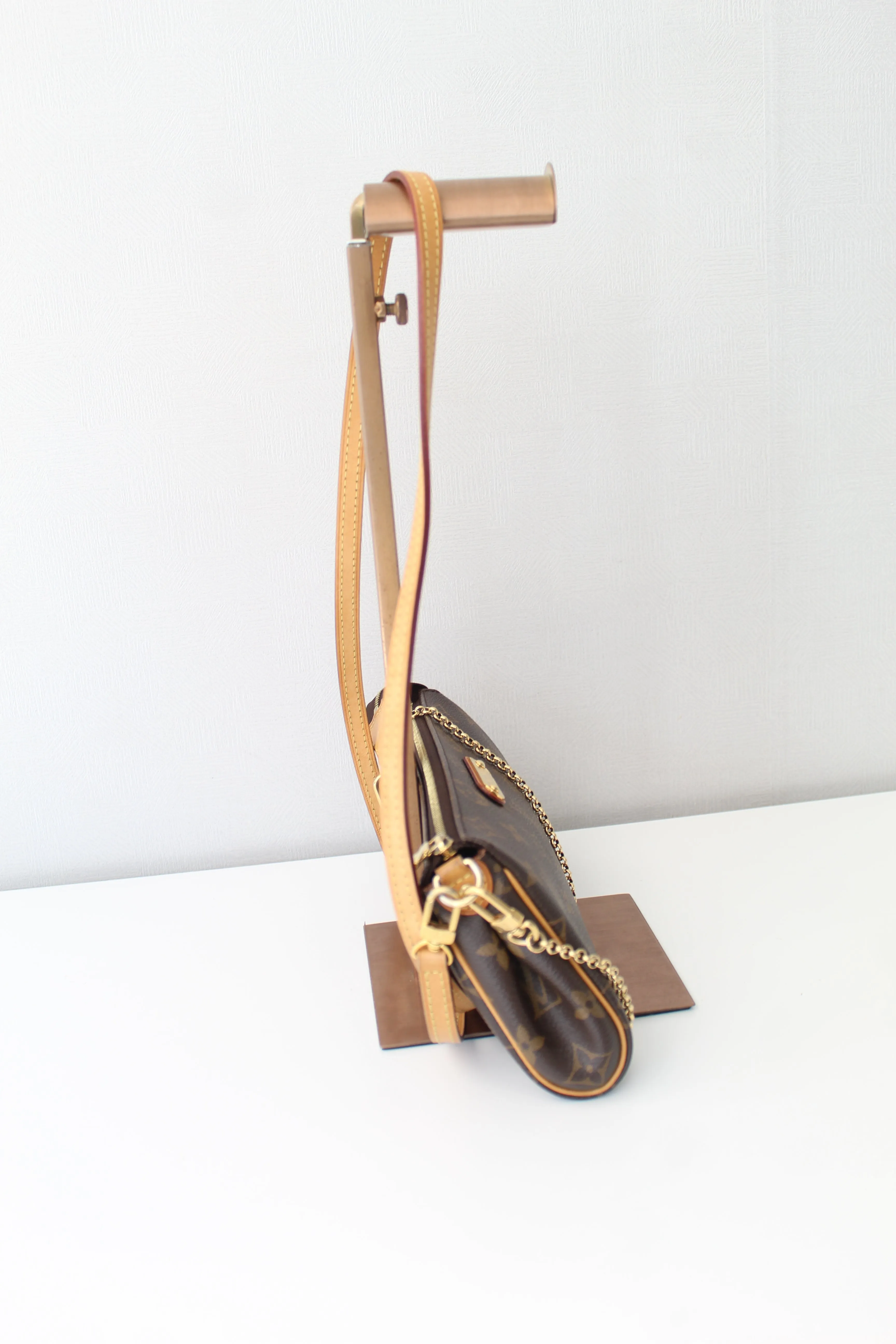 Louis Vuitton Eva