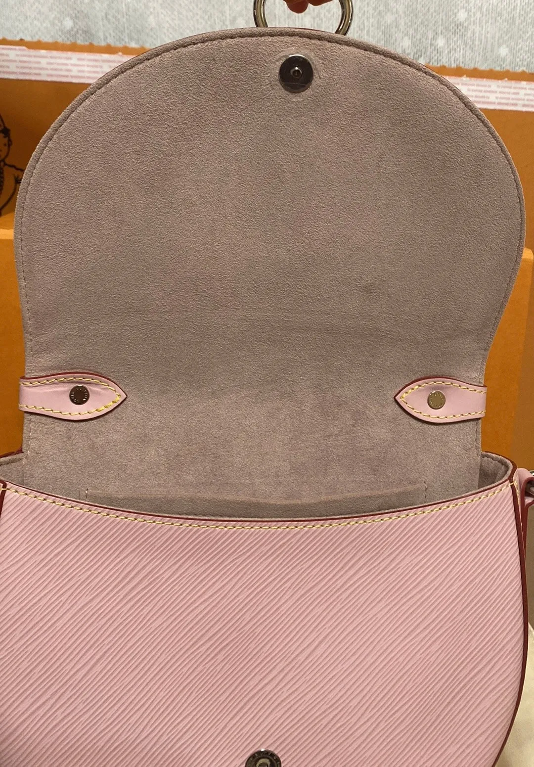 Louis Vuitton Saint Cloud Epi Leather NM Shoulder/Crossbody In Rose Ballerine