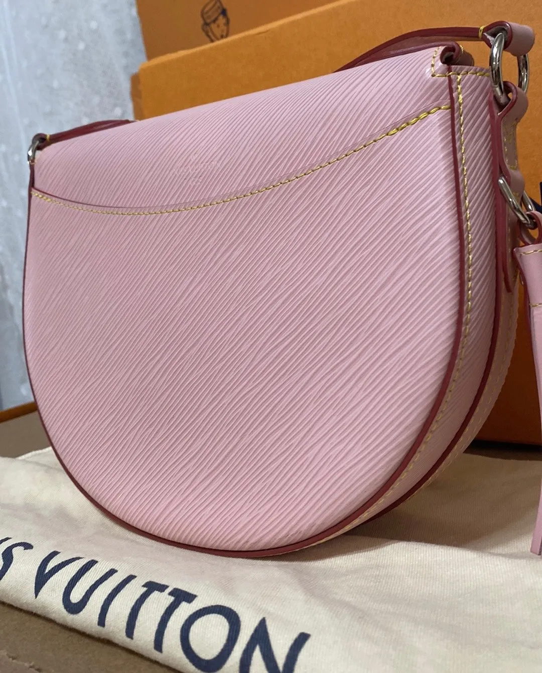 Louis Vuitton Saint Cloud Epi Leather NM Shoulder/Crossbody In Rose Ballerine