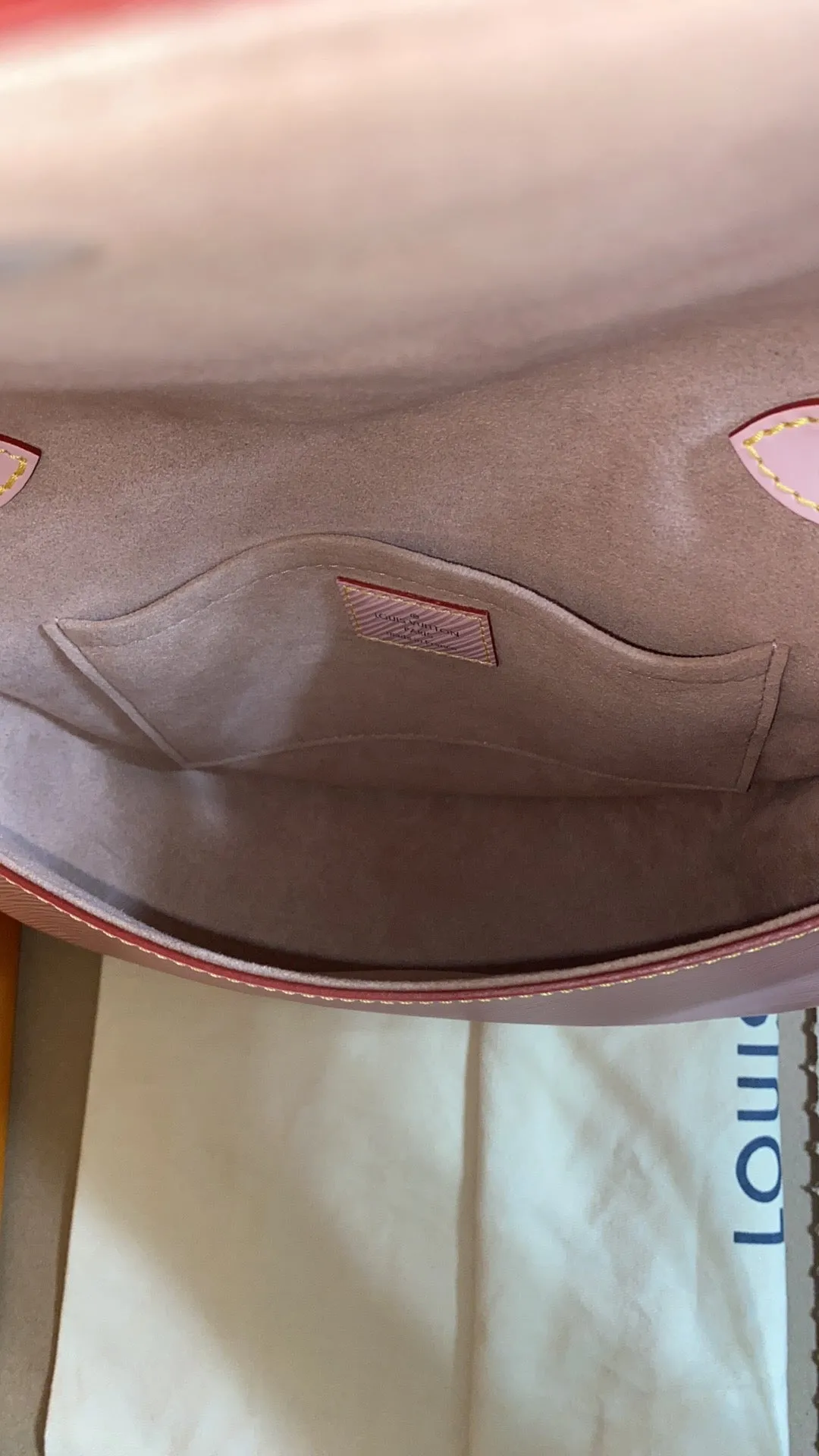 Louis Vuitton Saint Cloud Epi Leather NM Shoulder/Crossbody In Rose Ballerine