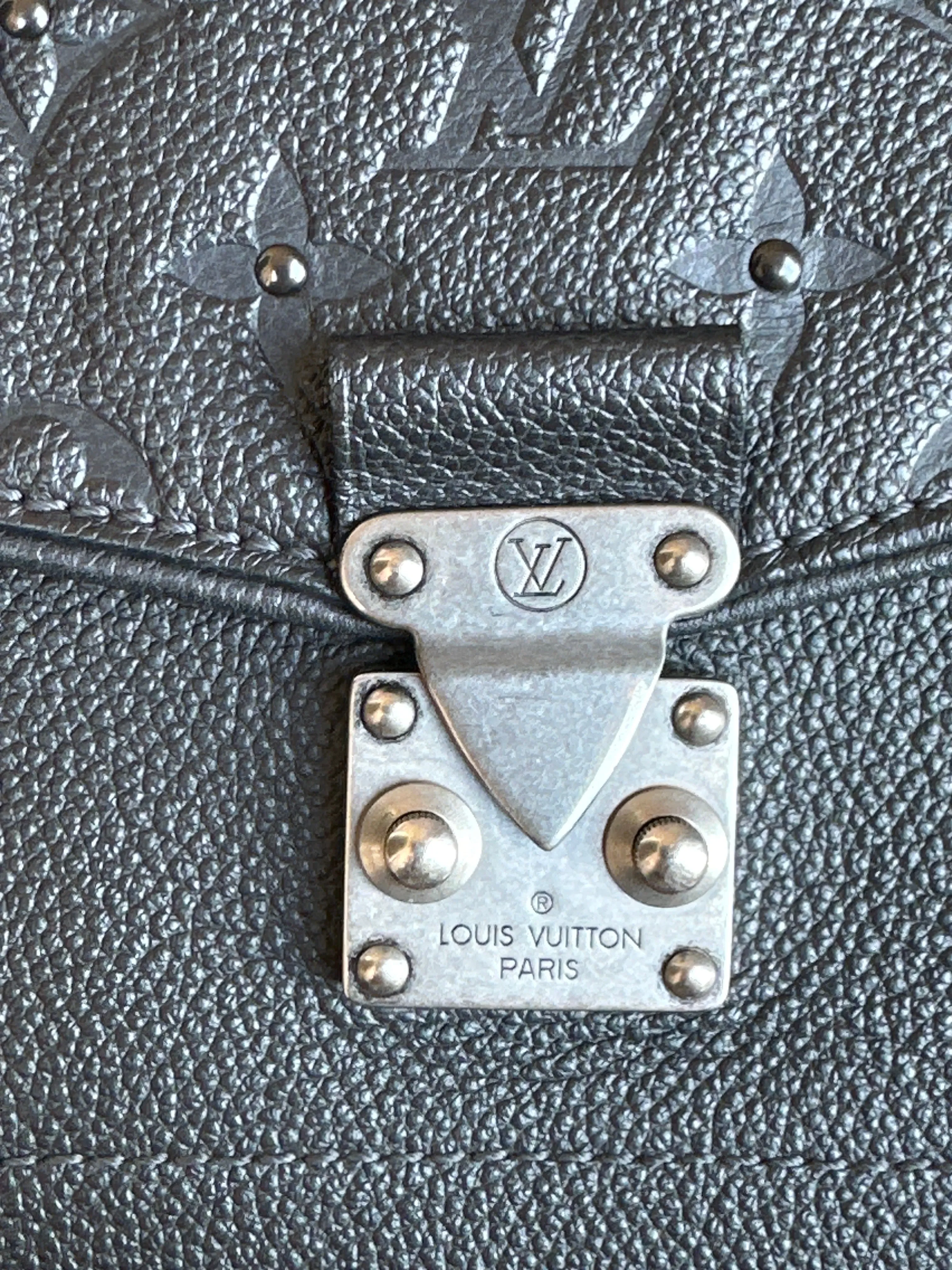 Louis Vuitton Saint Germain Handbag Studded Monogram Empreinte Leather MM	79001