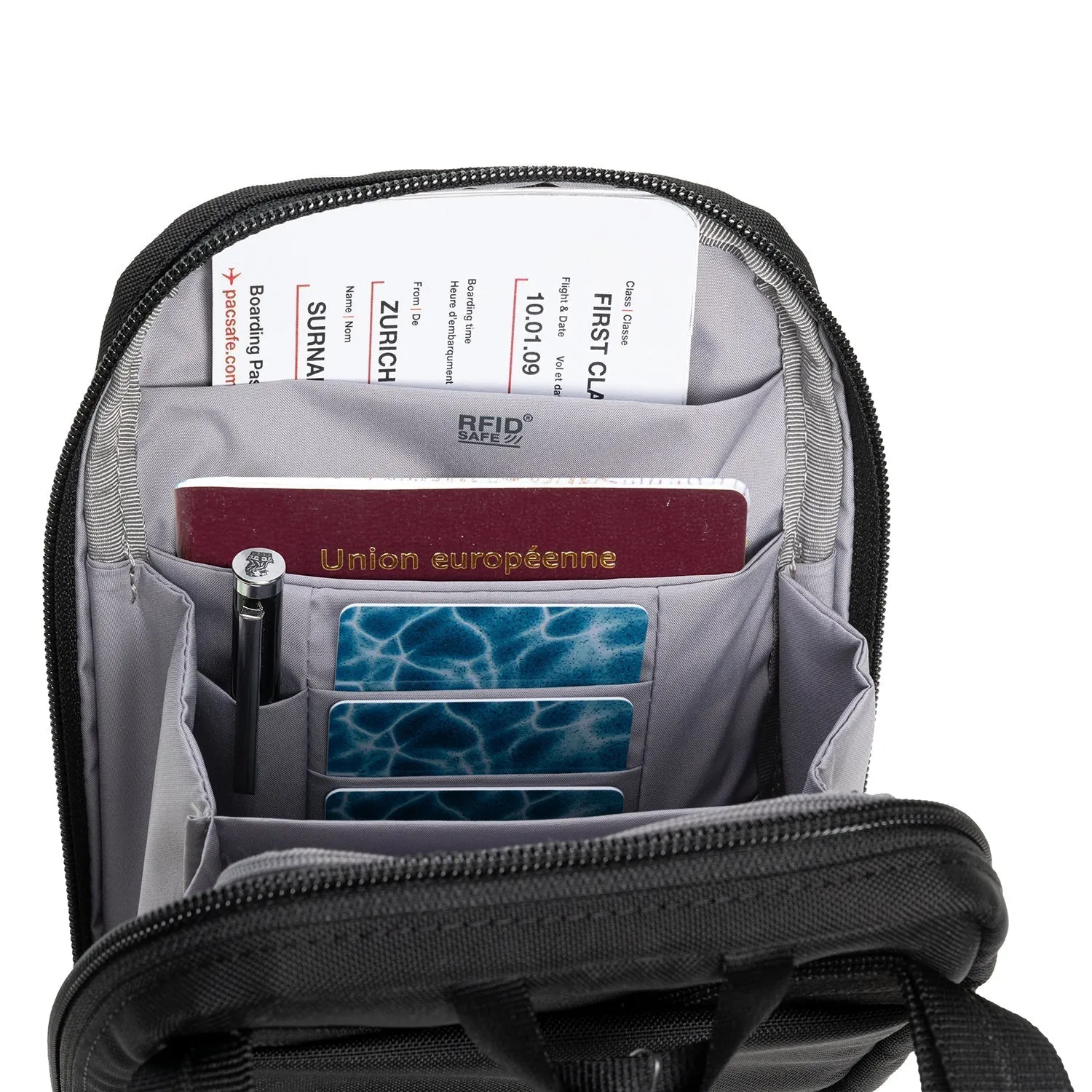Pacsafe® RFIDsafe® RFID blocking tech crossbody