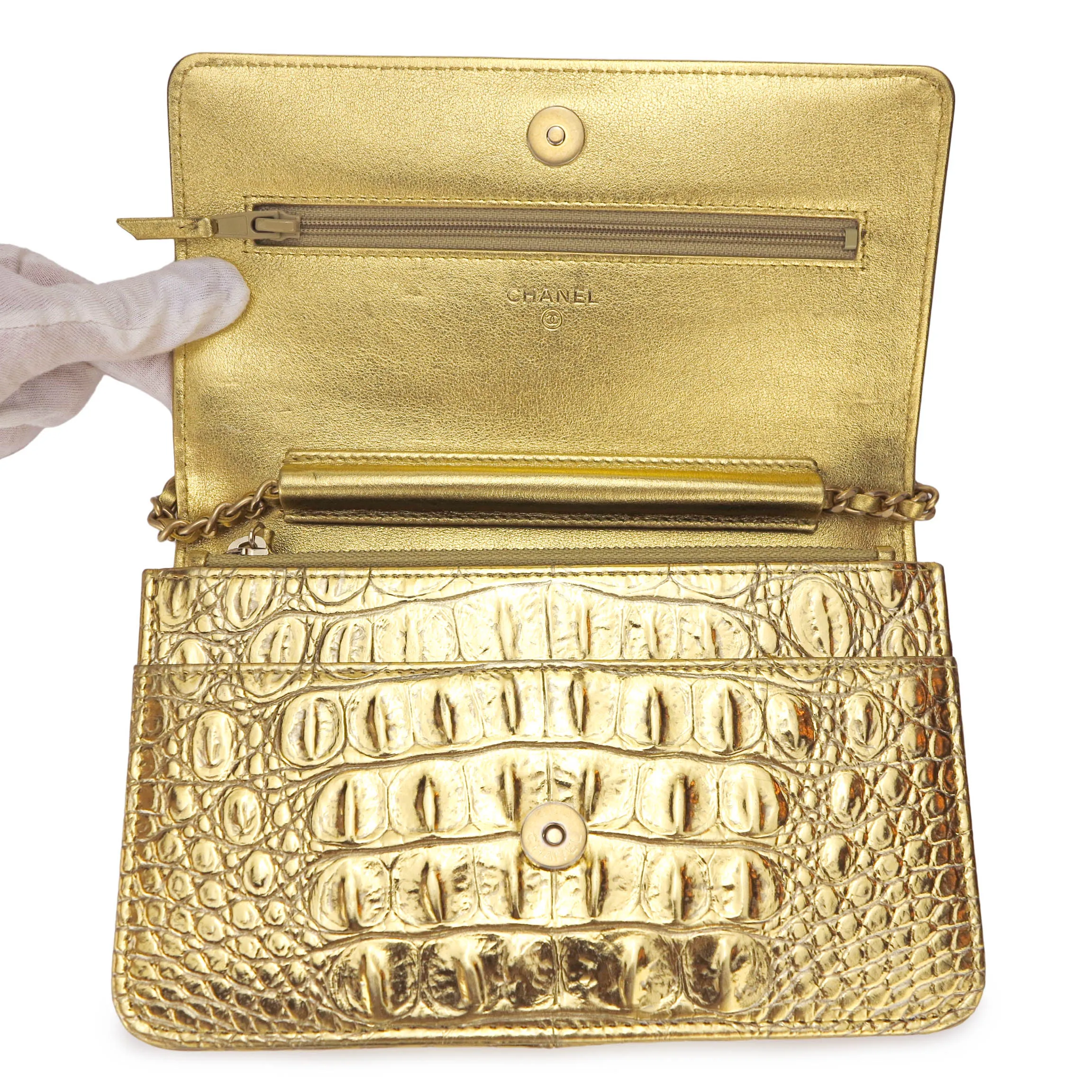 Wallet On Chain WOC in Gold Croc Embossed Calfskin